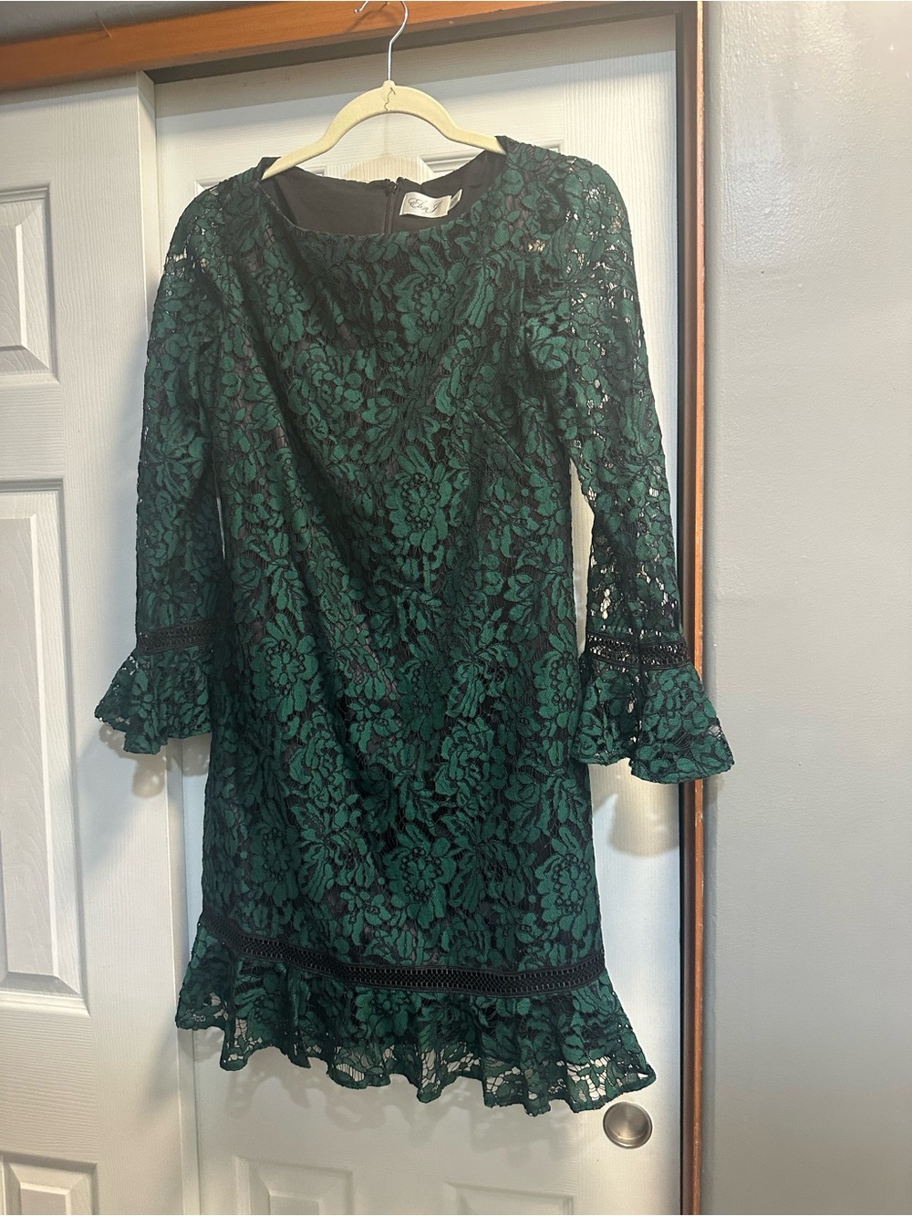 Eliza J Dark Green Floral Lace Ruffle-Sleeve Dress